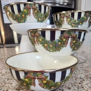 Holiday Wreath Bowls with Striped Design